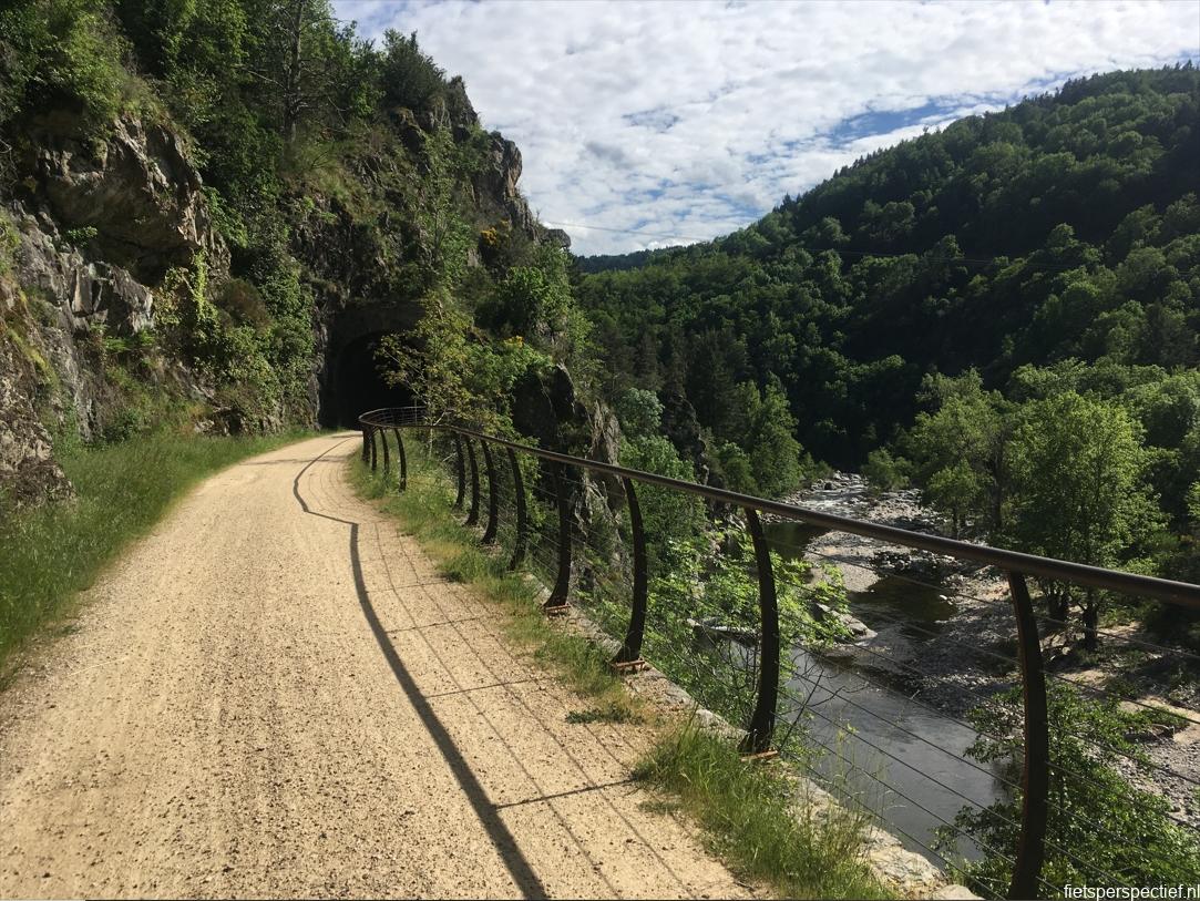 Dolce-Via-Ardeche-richting-St-Agreve-Tunnel