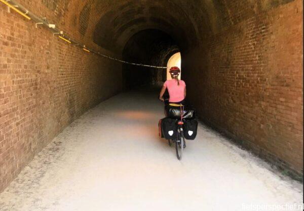 fietsen Cote d Azur voie verte Tunnels