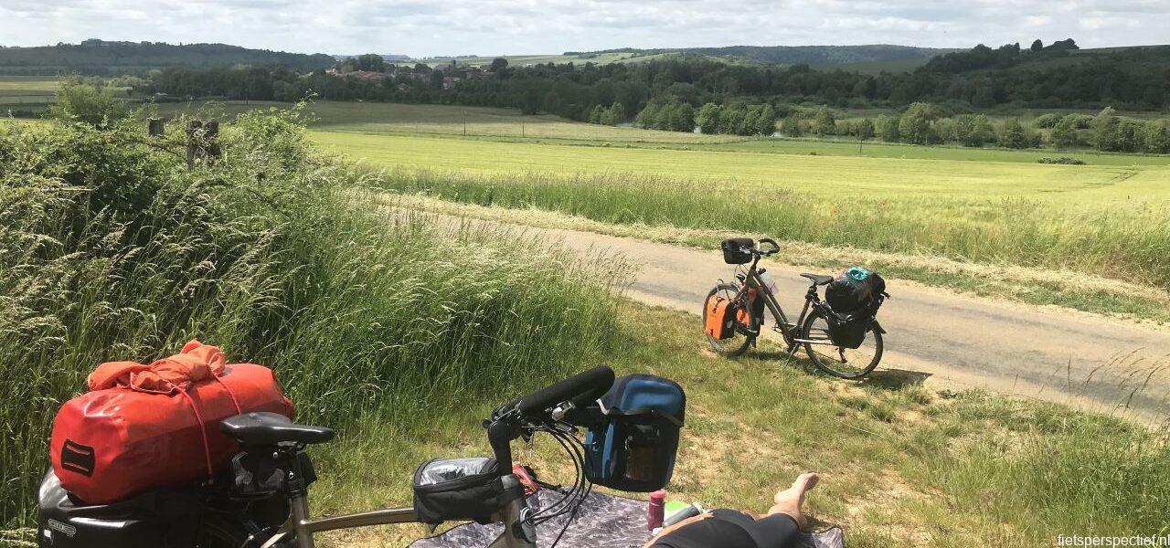 Fietsen langs de Maas