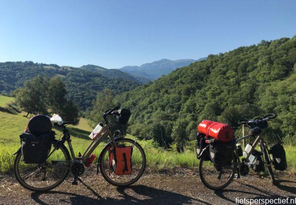 Ortlieb drybag fietsvakantie Pyreneeën